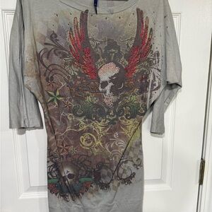 Edgy Graphic Long Sleeve Tee with Skull and Wings
